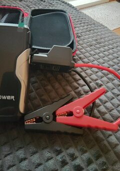 Štartovací box Jump starter booster 3v1 pre štartovanie auto - 2