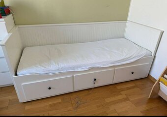 Hemnes posteľ s matracmi alebo bez - 2