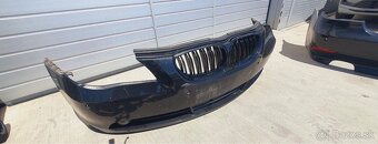 nárazníky na bmw e60 2006 (original) - 2