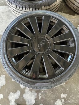 Elektróny Audi 225/40 R18 - 2