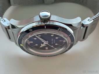 Seaknight diver - 2