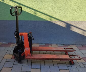 paletovy vozik jungheirich 2200 - 2