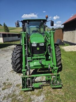 John Deere 5085M + JD 543R nakladač - 2