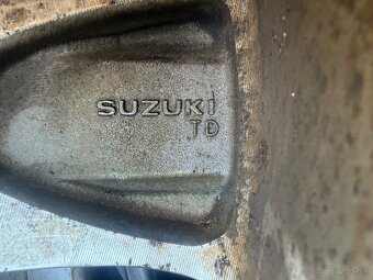 Suzuki 5x114,3 r17 - 2