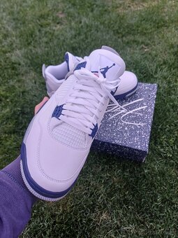 Jordan 4 midnight navy - 2