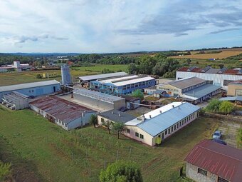 3D + video, predaj výrobného areálu o rozlohe 23.476 m2, Veľ - 2