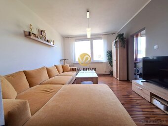 NA PREDAJ väčší 2 izbový byt 66m2, Nitra - Chrenová - 2