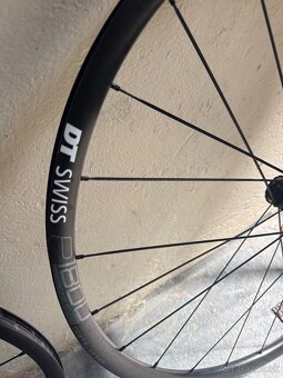 🚴 Predám cestné kolesá DT Swiss P1800 Spline 32 + kazeta - 2