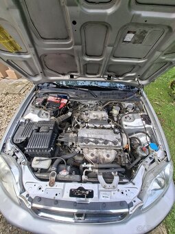 Honda Civic 6g - 2