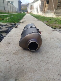 Tlmič výfuku - 2
