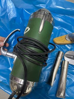 Retro vysávač omega - 2