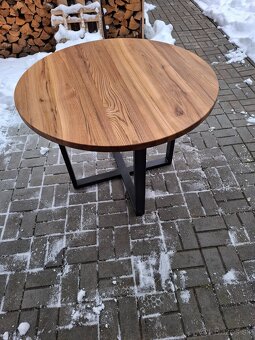 Okruhly jedálenský stôl - 2