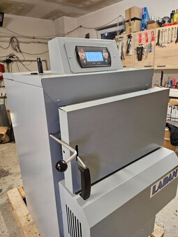 Nerezový splyňovací kotol na drevo 40kw - 2