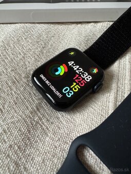 Apple Watch SE (Gen 2) v záruke do 2027 - 2