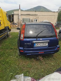 Nissan X-Trail T30 - 2