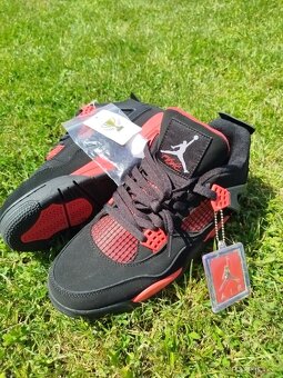 Jordan 4 retro red - 2