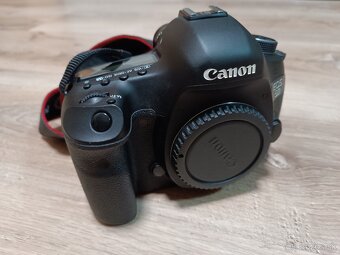Canon 5D MK iii - 2