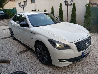 infiniti M37s - 2