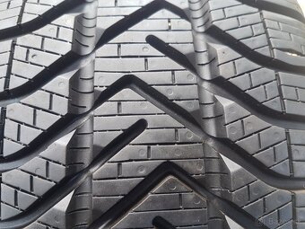 205/55 r16 zimné pneumatiky 2ks Pirelli - 2