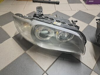BMW 1 (E87) predné bixenónové svetlá. - 2