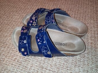 Dievčenské ortopedické šľapky veľ. č. 33 - 2