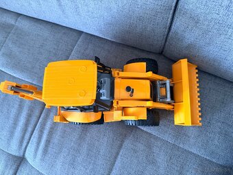Bruder JCB traktor rypadlo - 2
