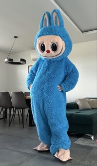 Maskot Labubu - 2