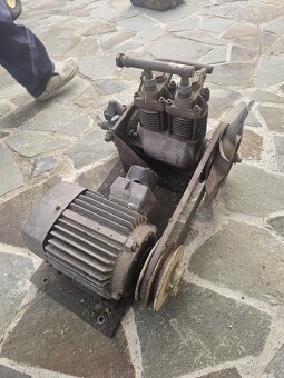 Dvojvalcový kompresor - 2