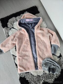 Detska prechodná piskacia bunda vek. 3-4r. - 2