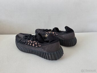 Yeezy 350 V2 CMPCT nove - 2