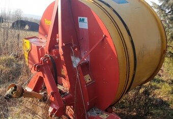 Rozrušovač balíkov Tomahawk 404 M - 2