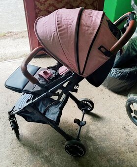 Cestovný kočík Momi - 2