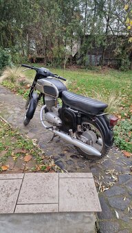 Jawa 250 model 592 - 2