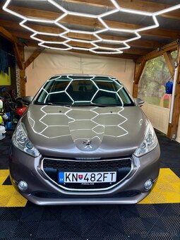 Peugeot 208 1.4hdi - 2