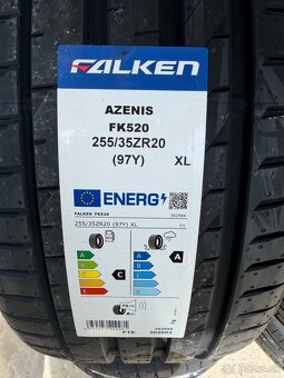 Letne pneumatiky 255/35 R20 - 2