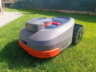 Predám robotickú kosačku segway navimow h800 - 2