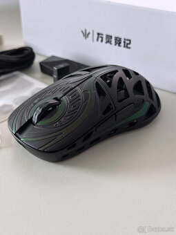 WLMouse Strider [Open Box/Black/Omron/8K] - 2
