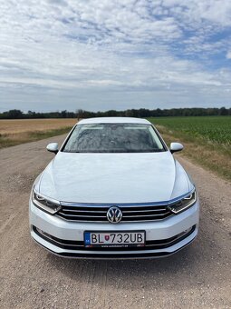 Volkswagen Passat 2.0 TDi - 2