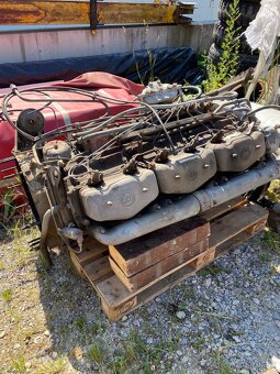 Liaz motor turbo - 2