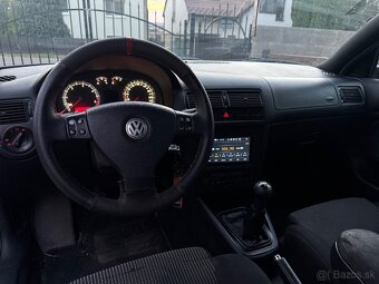 Golf 4 - 2