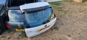 PIATE DVERE ŠKODA OCTAVIA III COMBI - 2