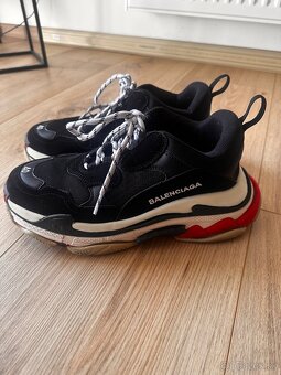 Balenciaga Triple S - 2