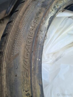 235/40 r18 letne pneu hankook - 2