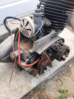 Jawa 250/590 šport motor - 2