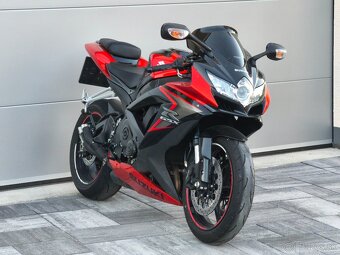 Suzuki GSXR 750 k9 - 2