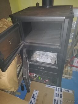 Krbové kamna s výmeníkem,troubou na pečení až 24kw - 2