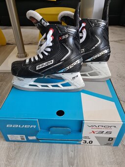 Korcule Bauer Vapor x3.5 a holene bauer NSX - 2