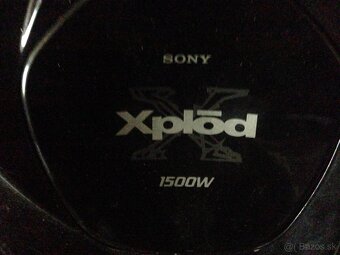 Predam subwoofer SONY Xplōd 1500w + zosil - 2