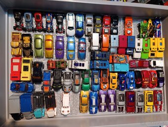 Hot wheels - 2