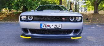 Dodge Challenger R/T manuál - 2